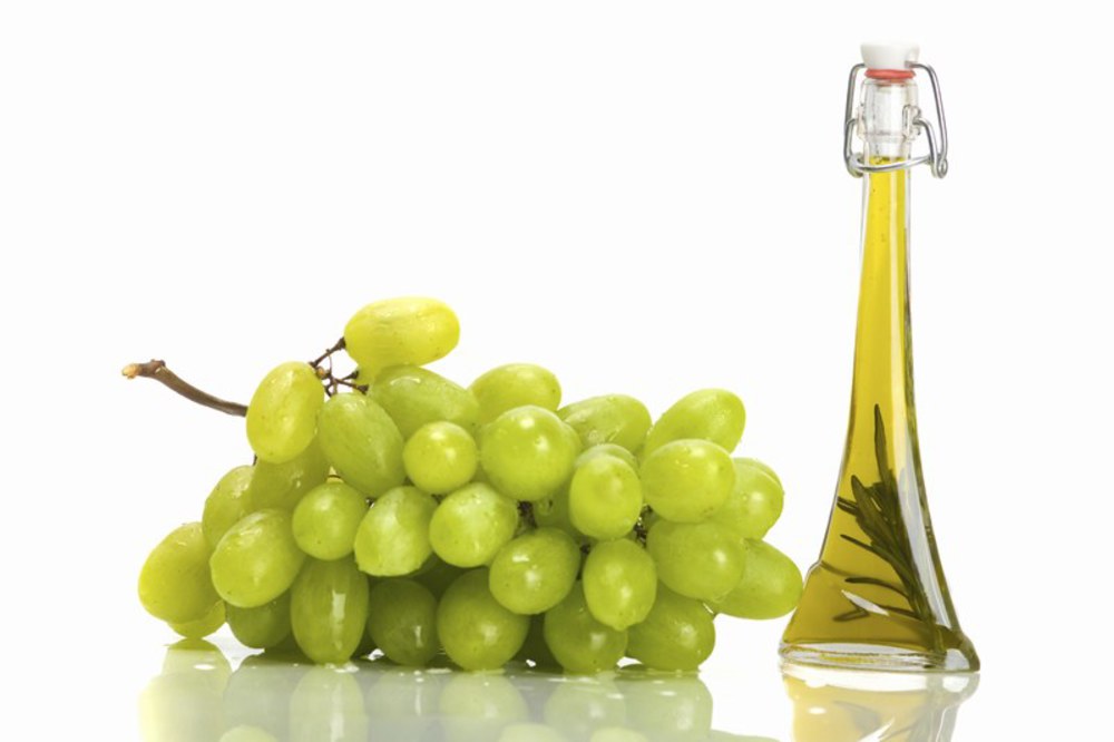 grape-seed-oil.jpg